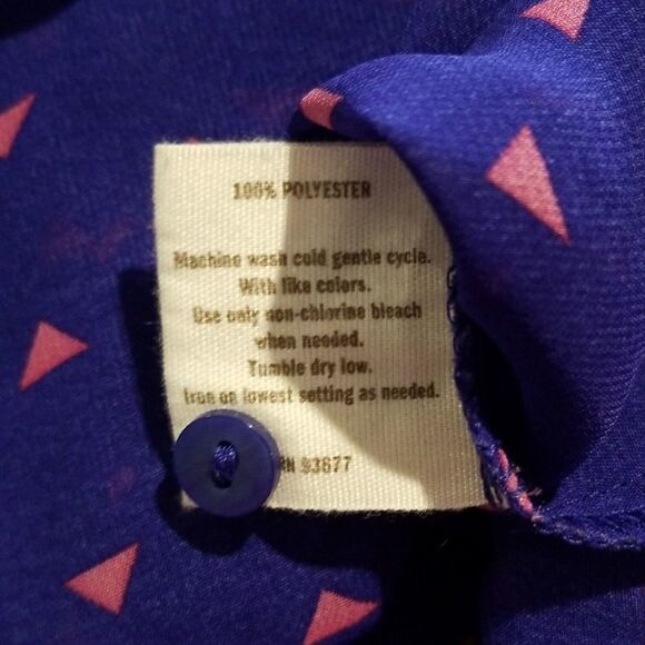 Decree Criss Cross purple and orange triangle print blouse.aize large sheer - Picture 7 of 7